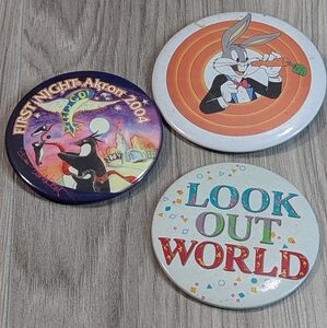 (3) Vintage Retro Round Novelty Fashion Pins